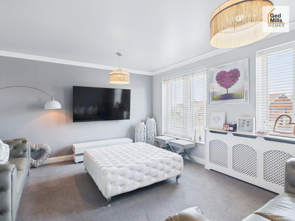 CAM04261G0-PR0038...