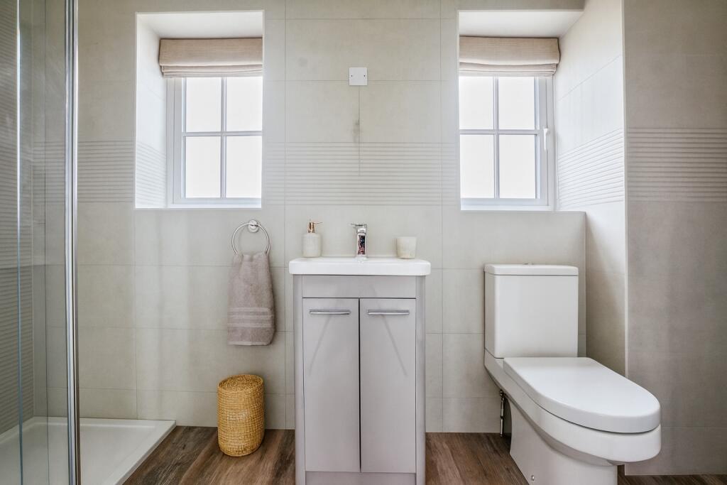 Ensuite