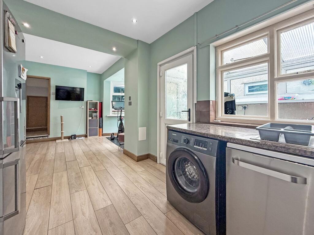 Kitchen/Breakfast Room