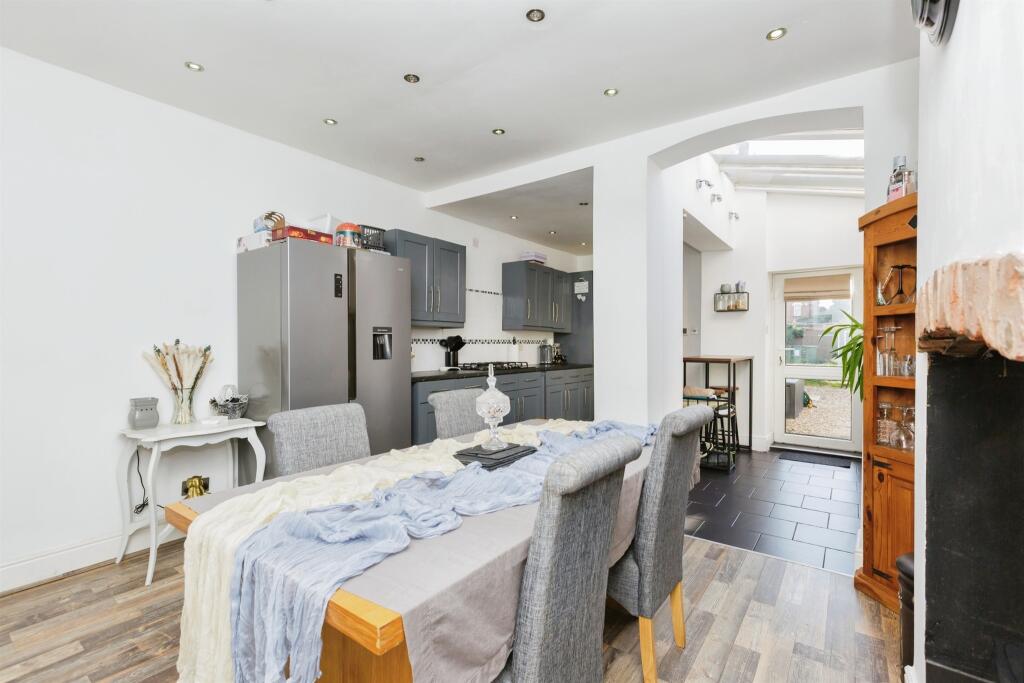Kitchen/ Diner