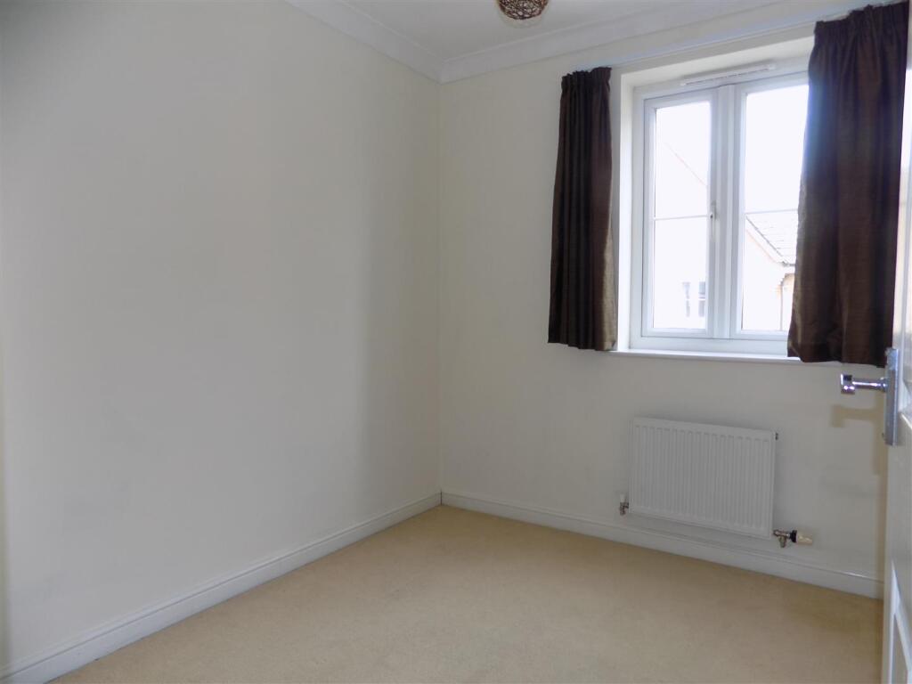 91 Alchester Court - Bed 3.JPG