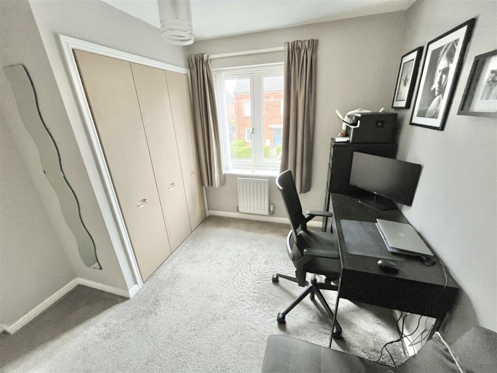 Bedroom 2 Aspect 2