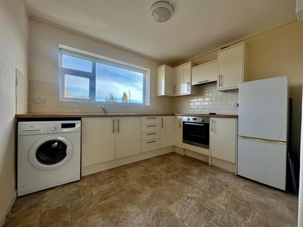 WhatsApp Image 2025-10-30 at 12.32.13_760e54bf.jpg