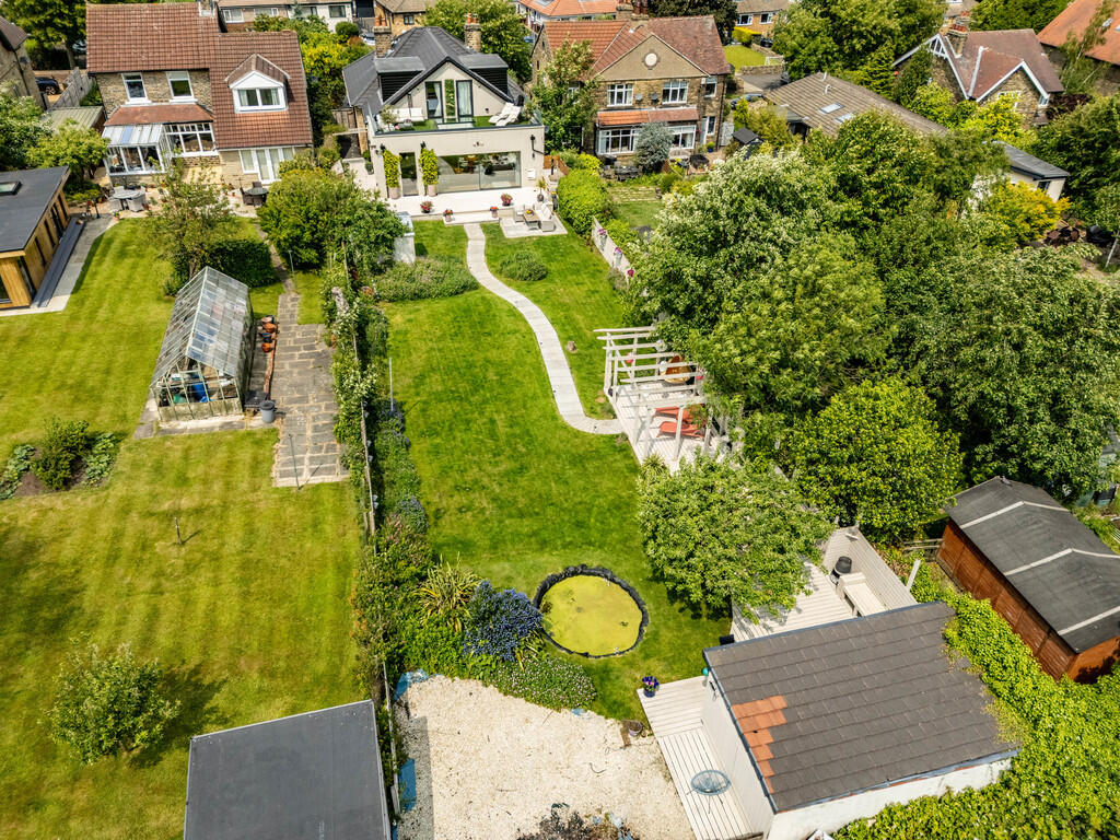 33WHLHudds-040625...