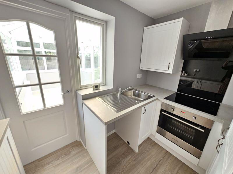 Kitchen Additional Image