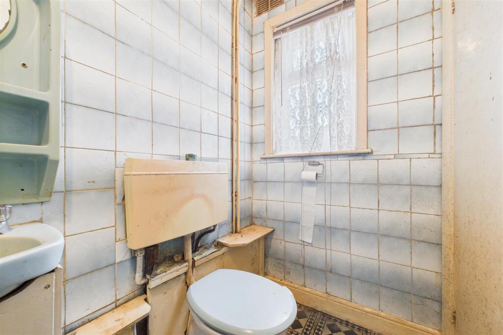 47 Torrington Avenue, Bristol, BS4 1EQ Freehold Se