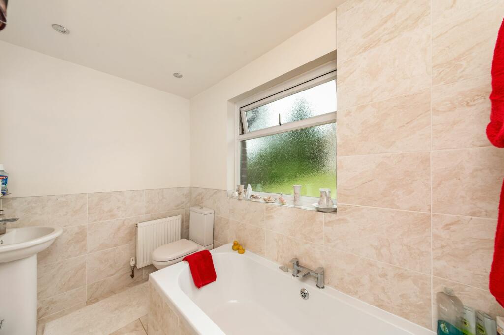 HOUSE BATHROOM