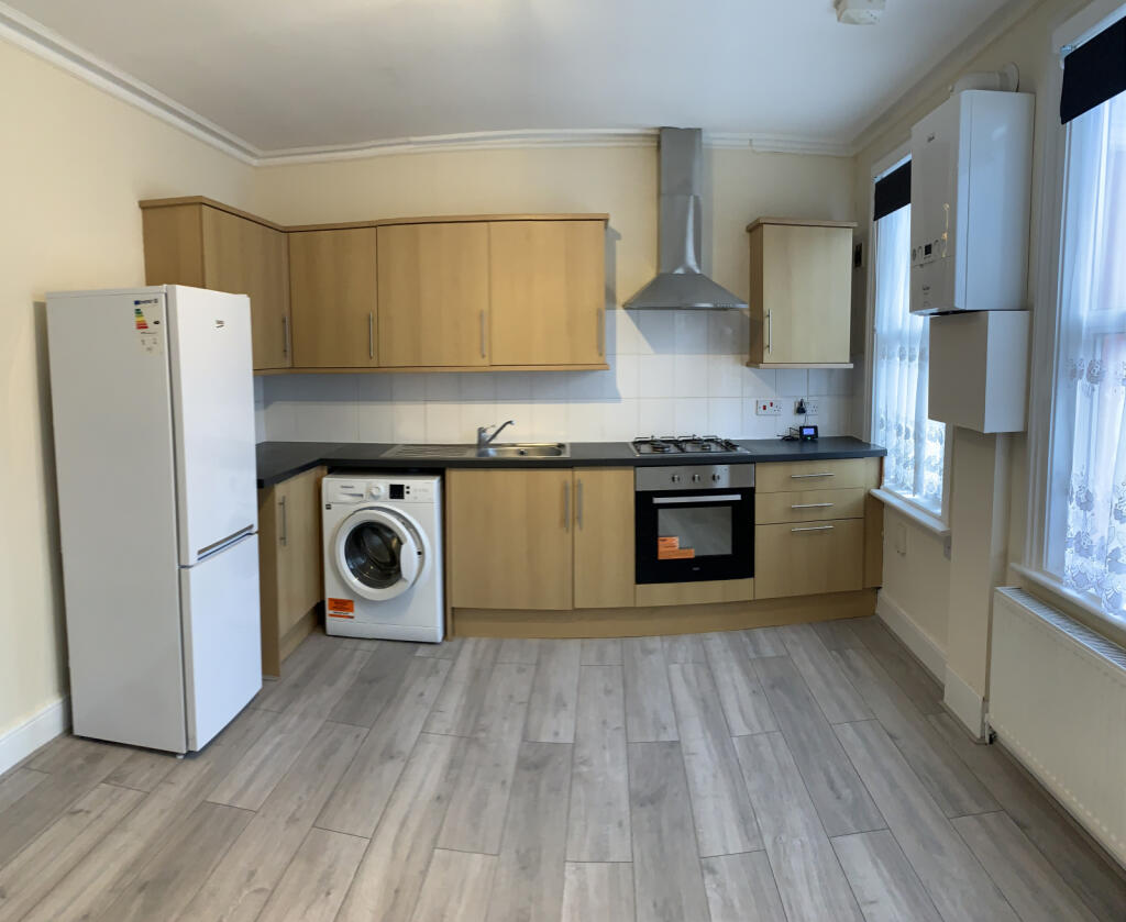 Two Bedroom First Floor Flat in Harrow Weladstone
