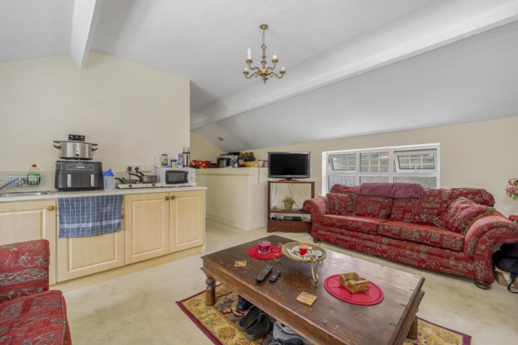 549 Newark Road (Lincoln)-48