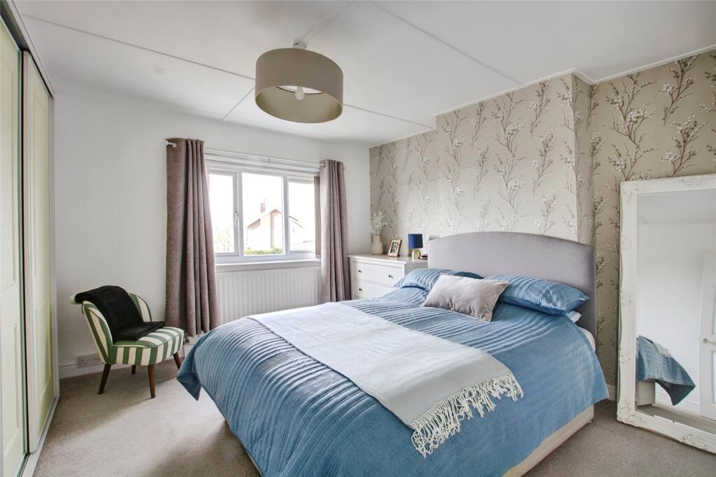 Bed 1