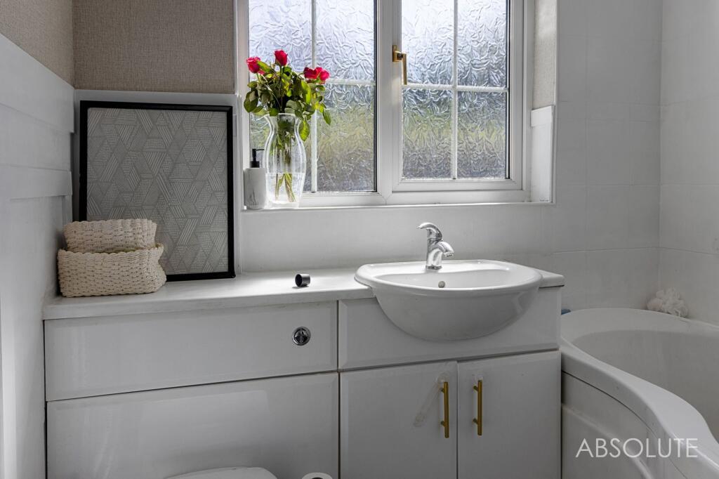 Ground floor bathroom