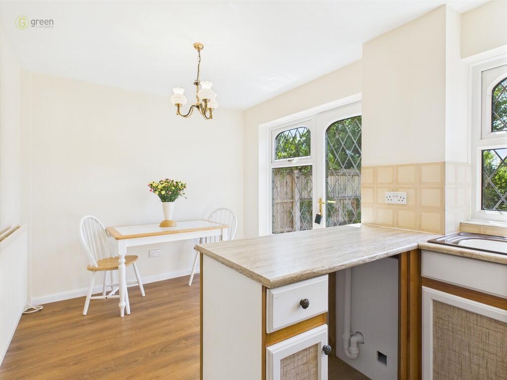 CAM04914G0-PR0127...