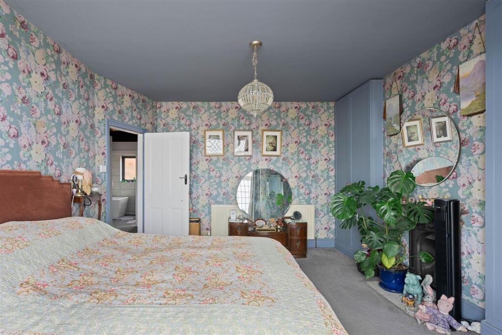 25 The Promenade-13.jpg
