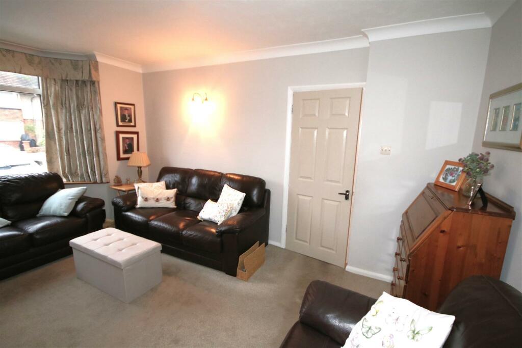 Sitting Room c.JPG