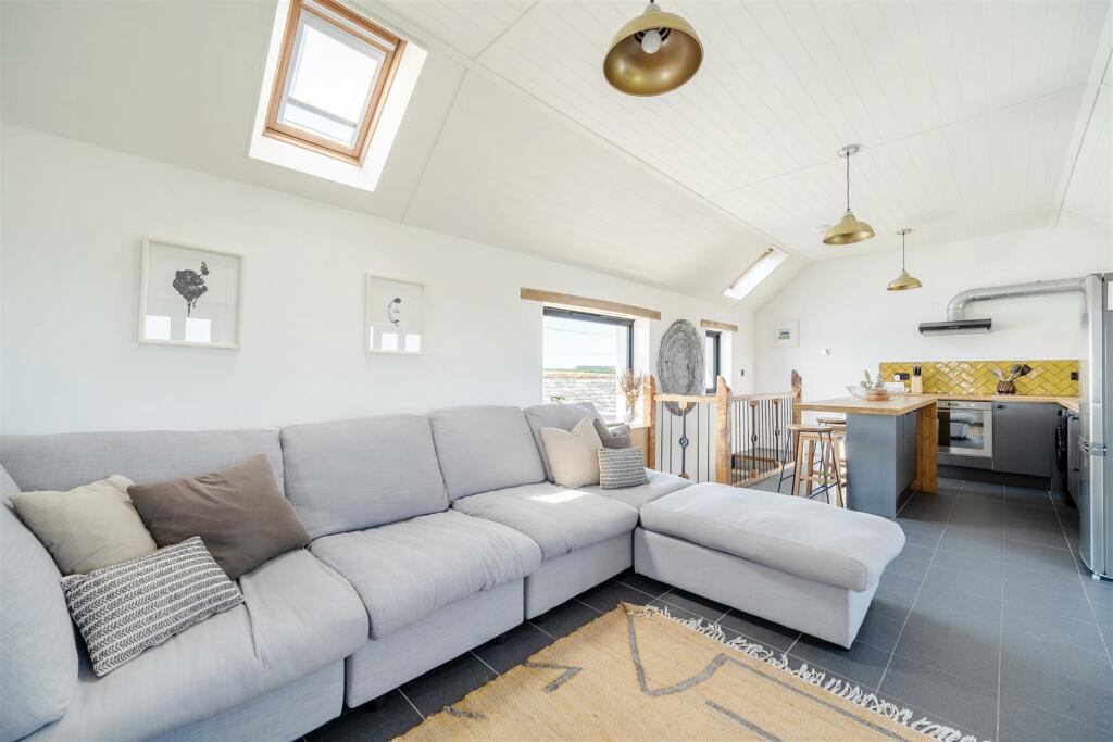 Kitchen/Sitting Room