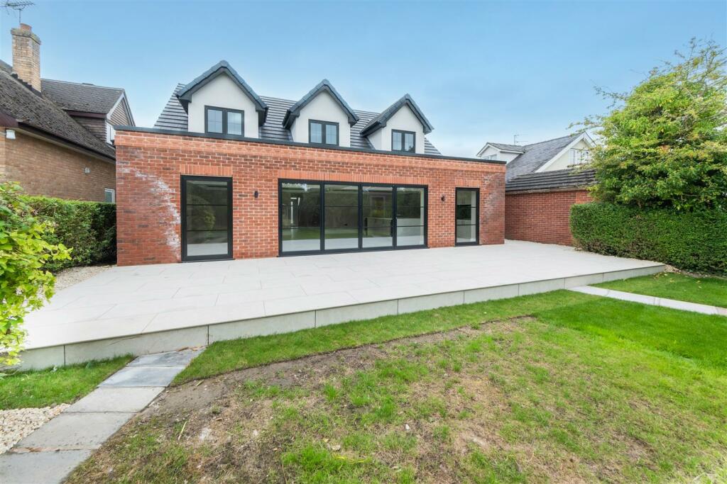 Holly Lodge-060.jpg
