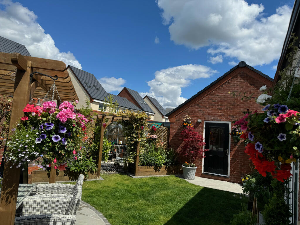 Garden Photo - Supplied by Seller