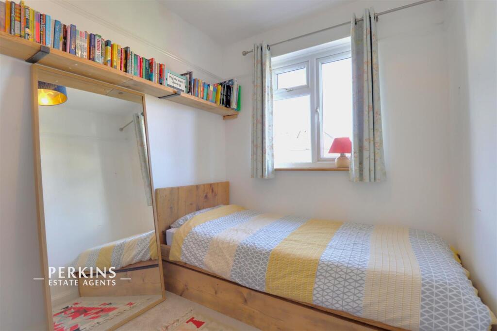 BED 3.jpg