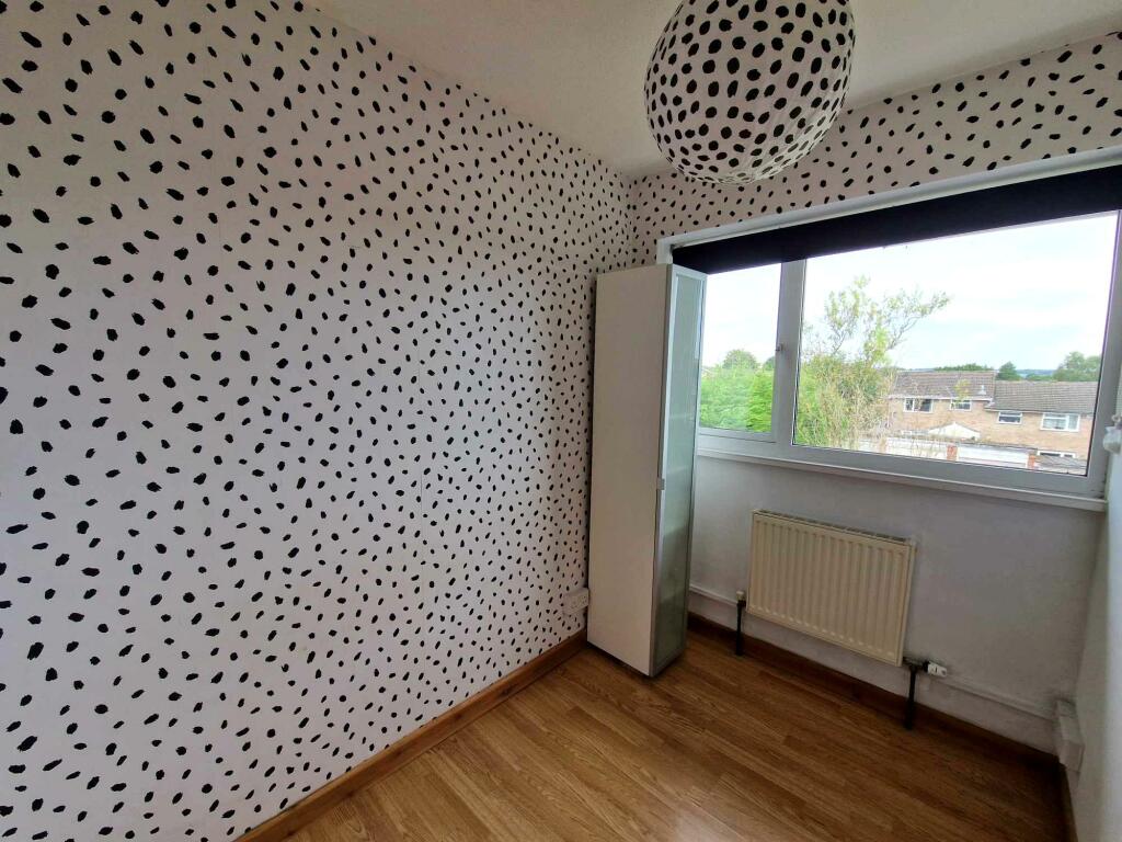 Bedroom 1/2