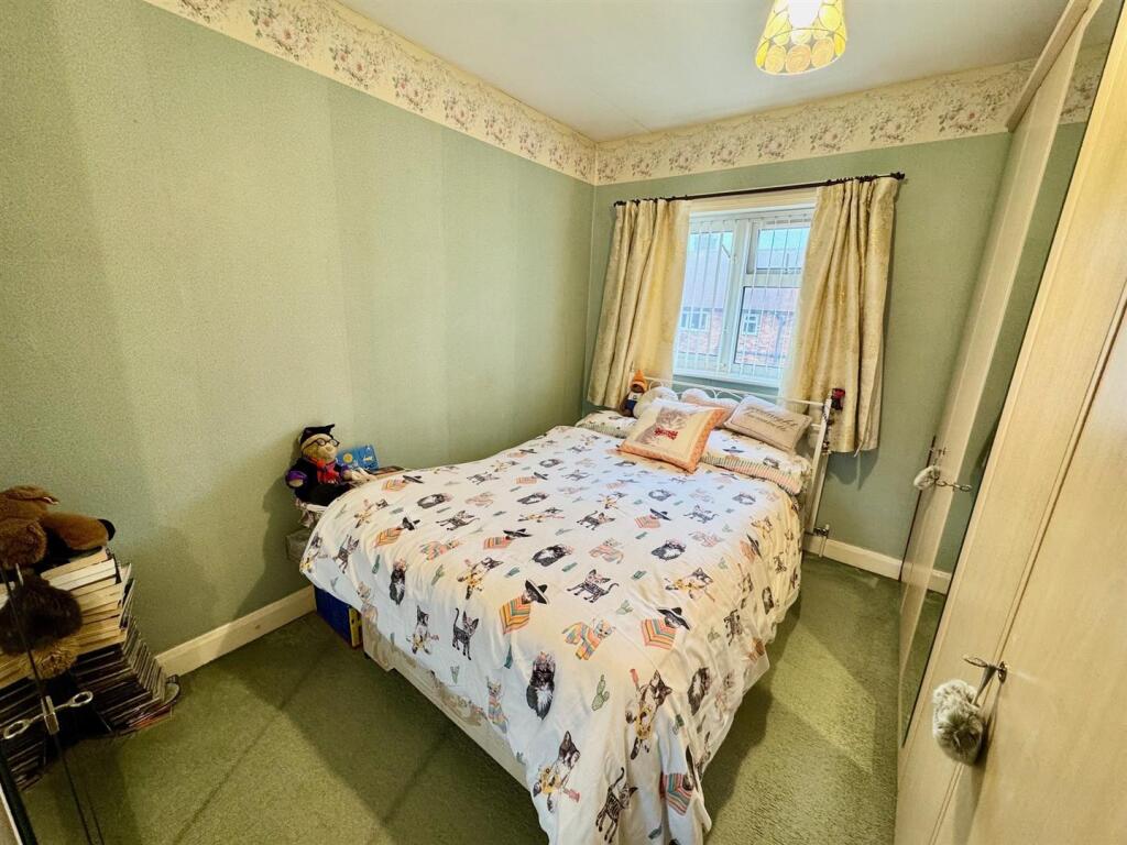 Bedroom 2.jpg