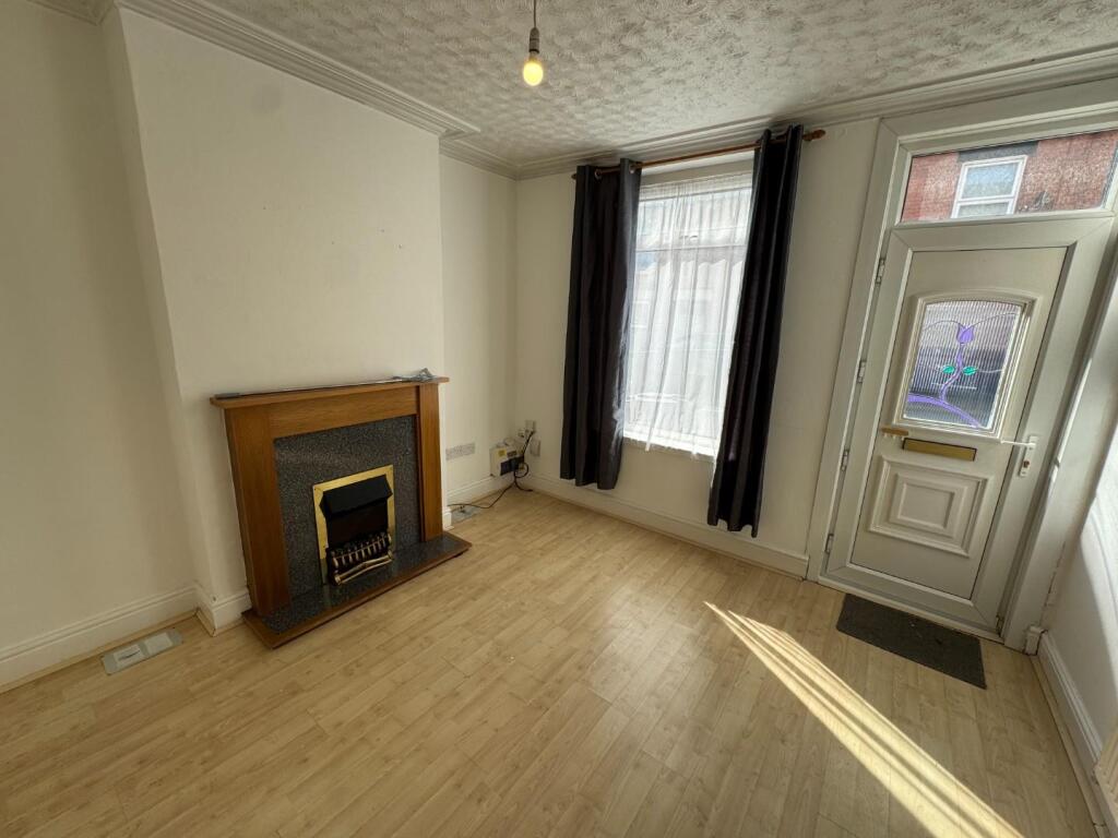 Living Room.JPG
