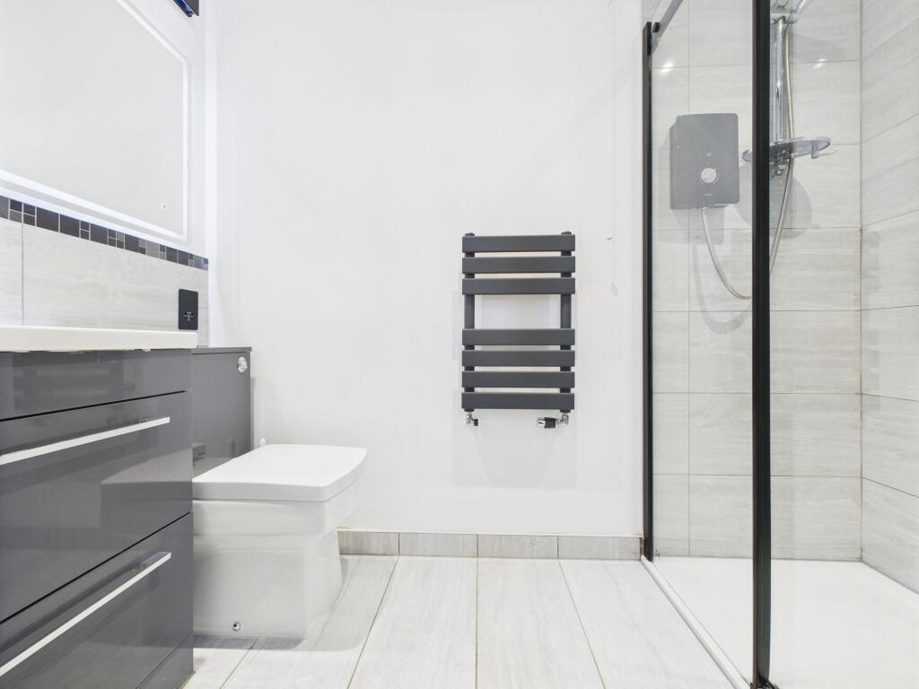 En-suite (Bedroom Two)