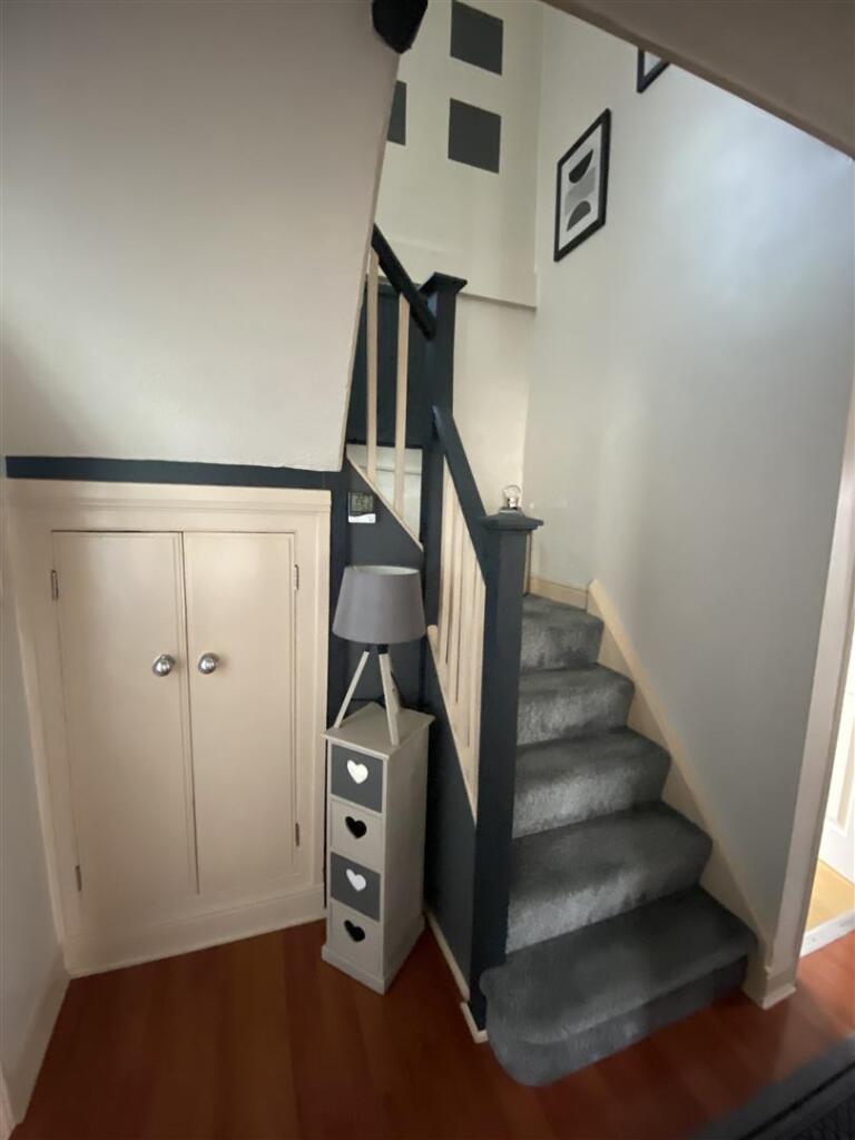 Entrance Hallway: