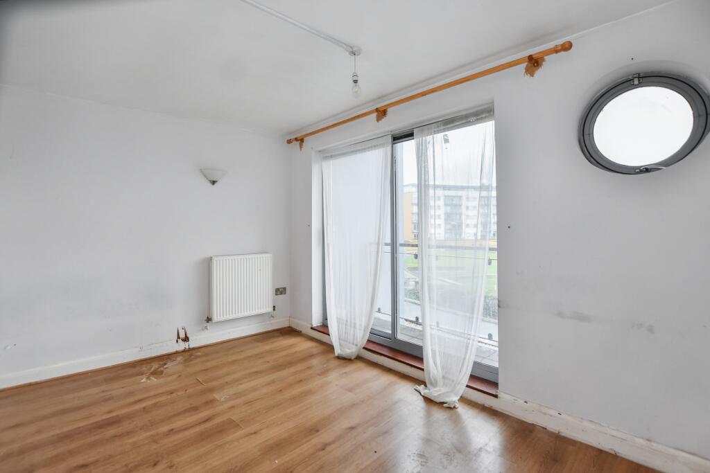 248 Tideslea Path, Thamesmead, London, SE28 0NH