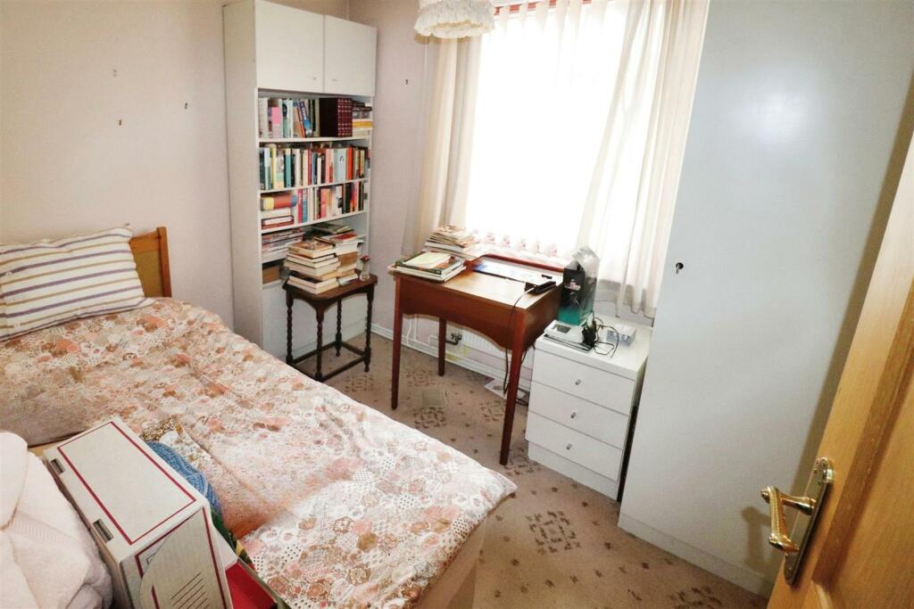 editedimage-b5b92ffd-d1f0-4faa-a5b6-d963722cf460 2