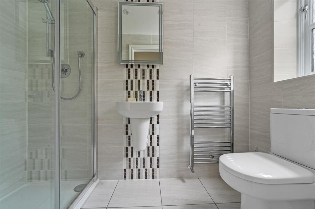 EN-SUITE TO BEDROOM TWO