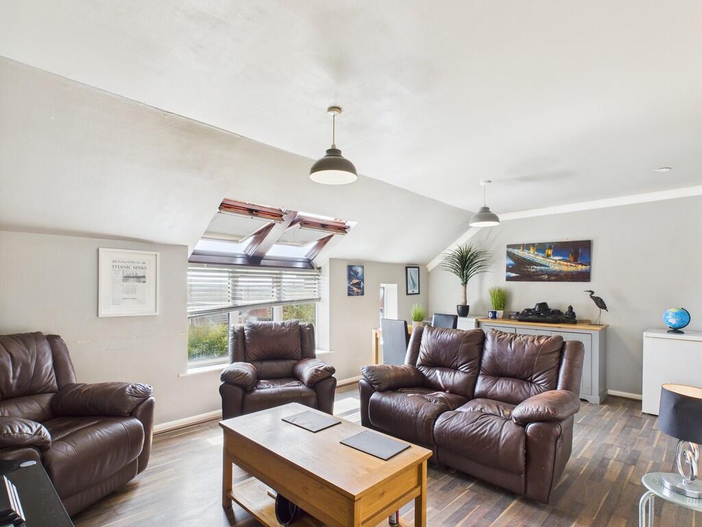 CAM03582G0-PR0134...