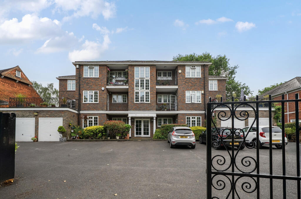 1311360-3-684c603...