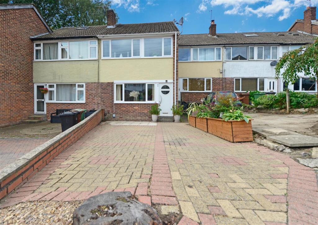 Off Street Parking / Driveway