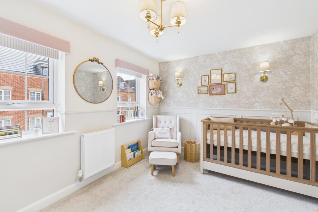 CAM03162G0-PR0323-STILL003