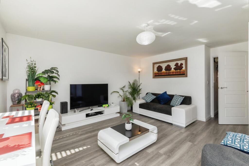 Living / Dining Room