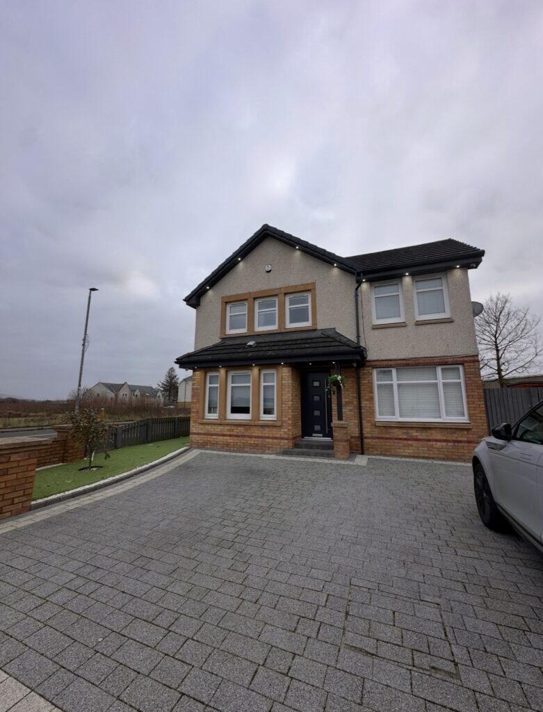 132 Alexander McLeod Place, Fallin,FK7 7HP