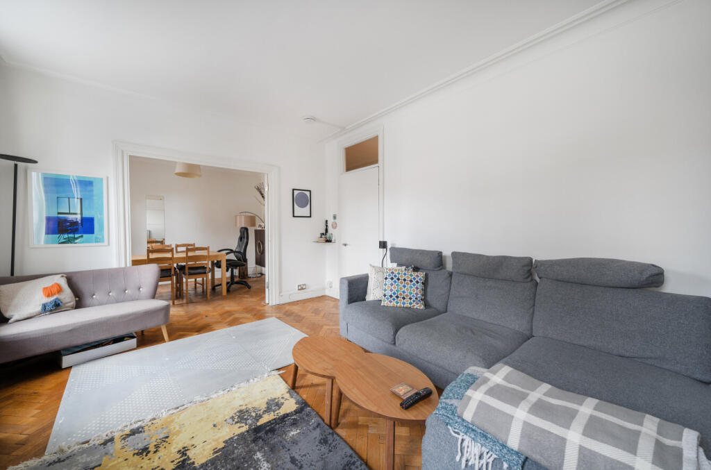 1302097-9-6839cea...