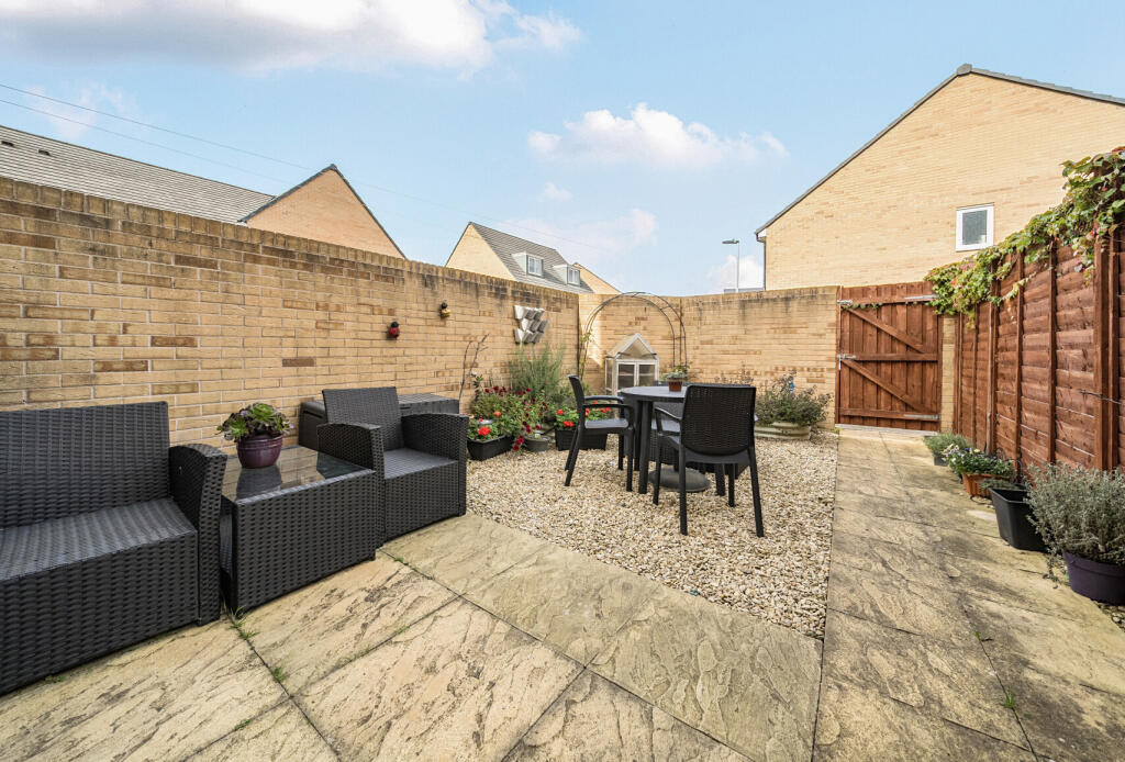 1361039-4-68da989...