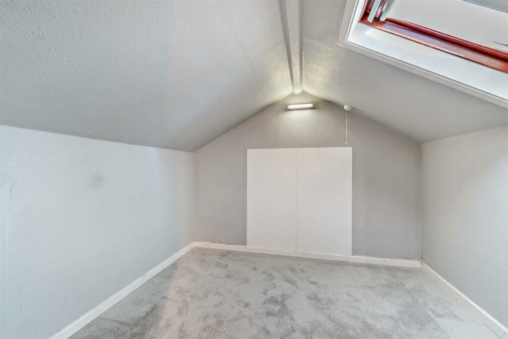 8628974-interior16-800.jpg