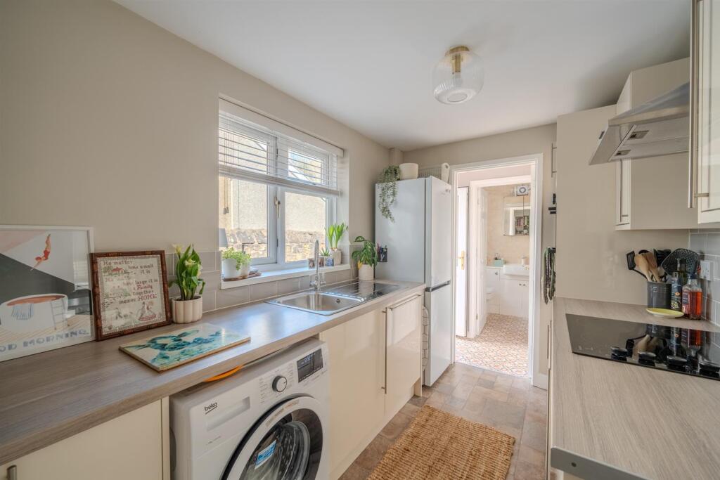 17 Torfaen Terrace-9.jpg