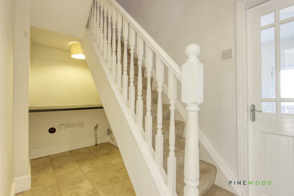 hall - utility area