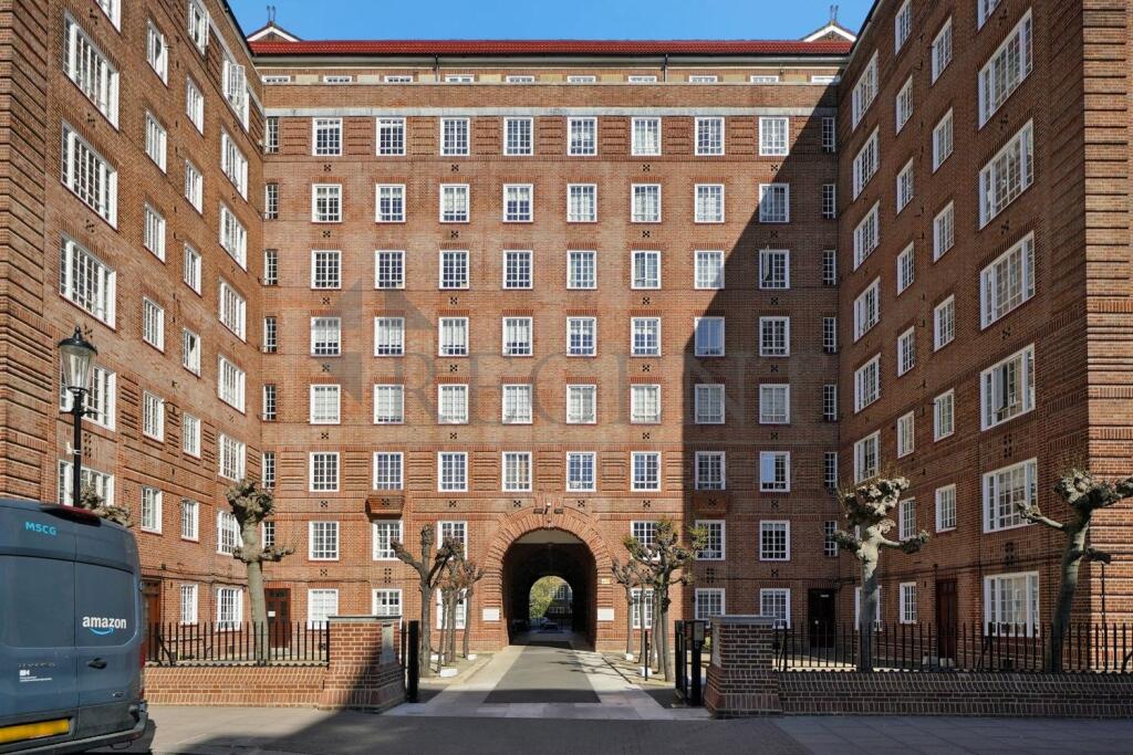 Swan Court