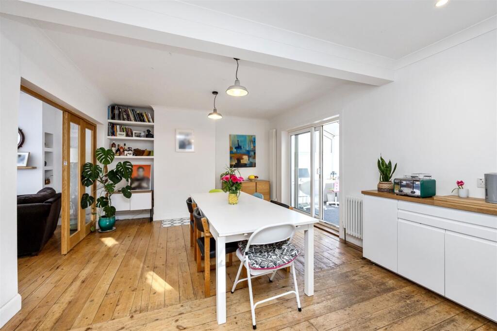 Hangleton Road 131 KITCHEN TO DINING.jpeg