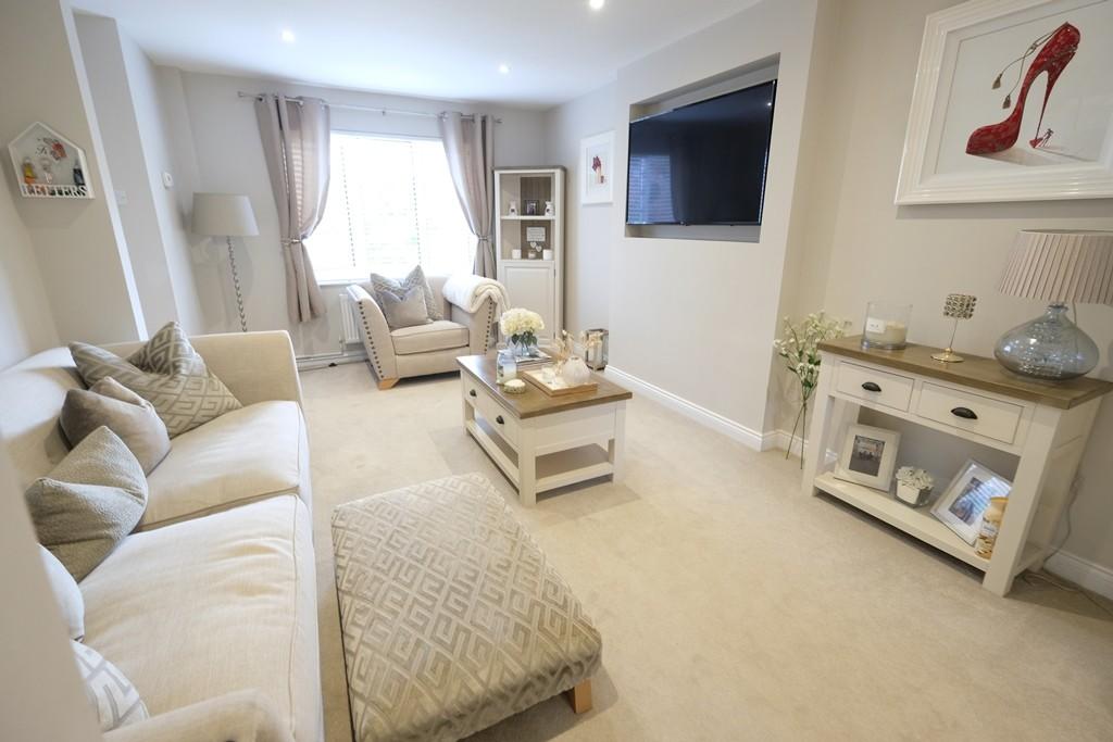 OPEN PLAN ROOM
