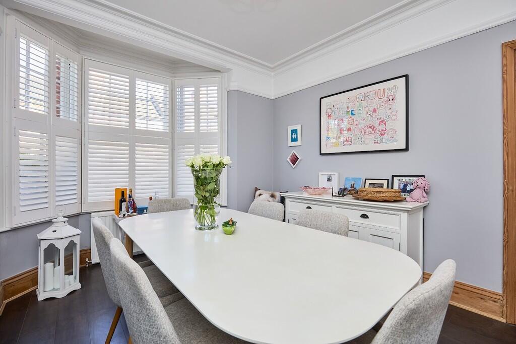 Edward Knight 202...