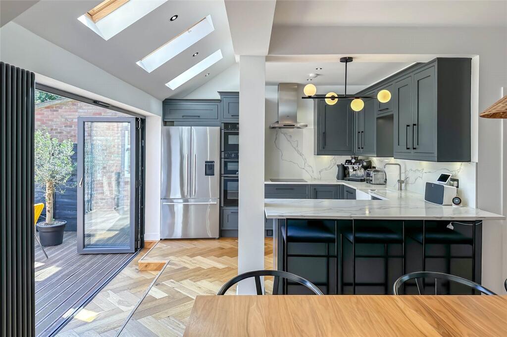Kingcroft Road, Harpenden, Hertfordshire, AL5