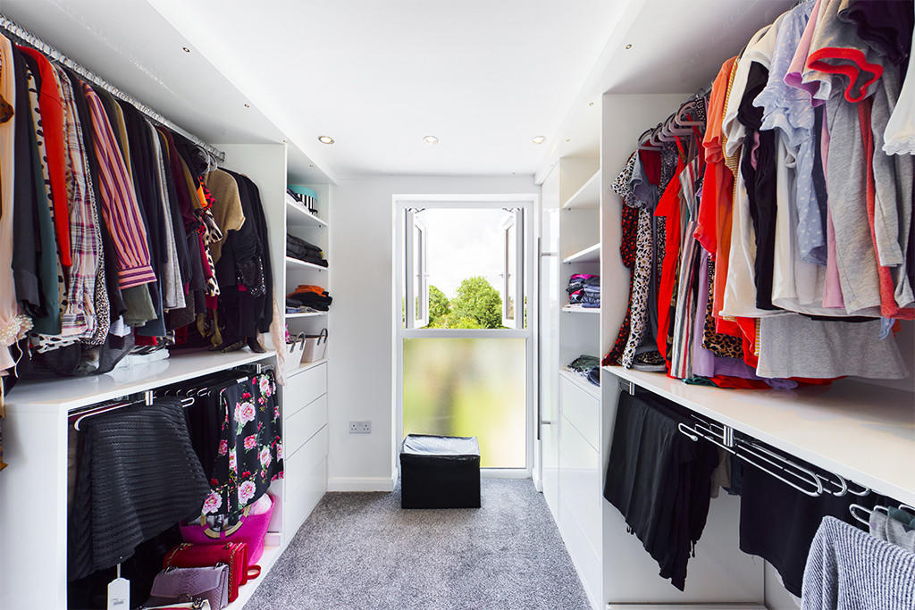 Walk-in Wardrobe