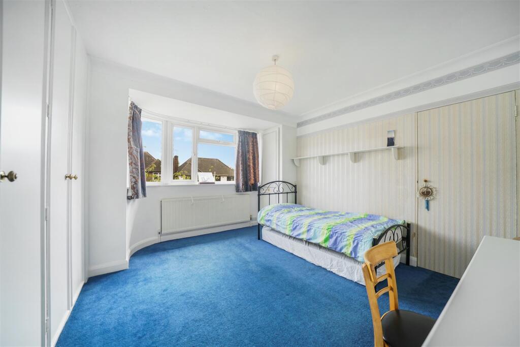 3 Mayfields - ukVUtaXueIaKfpayN2G3.jpg