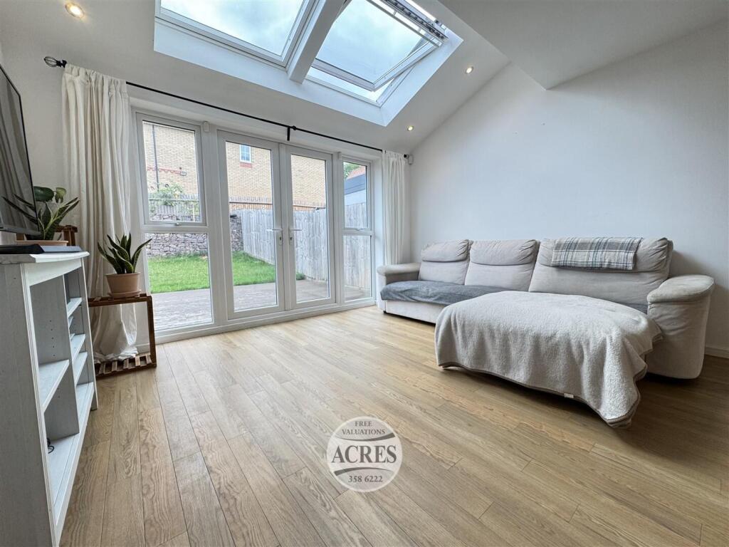 IMG_4034 (Large).jpg