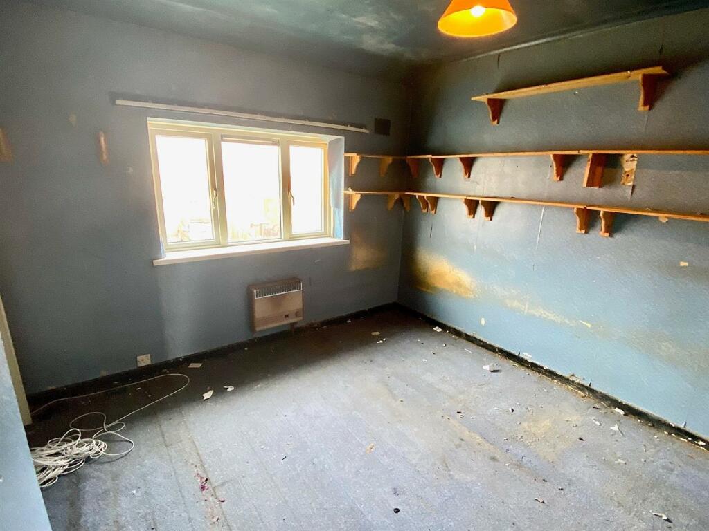 Northway 120  bed 2.jpg